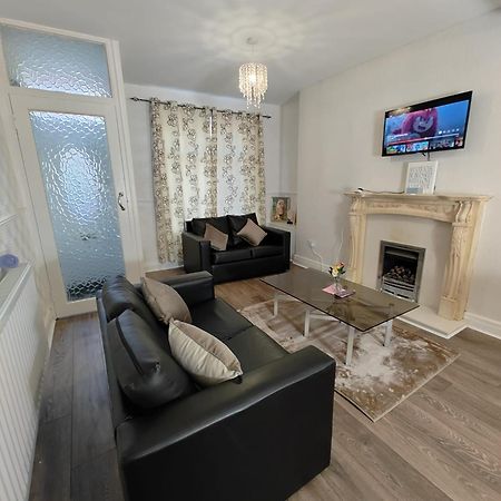 Anstuns Lodge Liverpool Extérieur photo