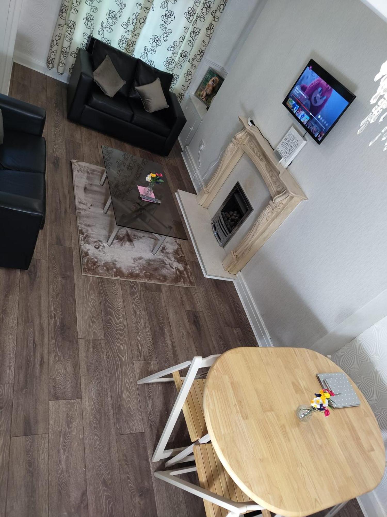 Anstuns Lodge Liverpool Extérieur photo
